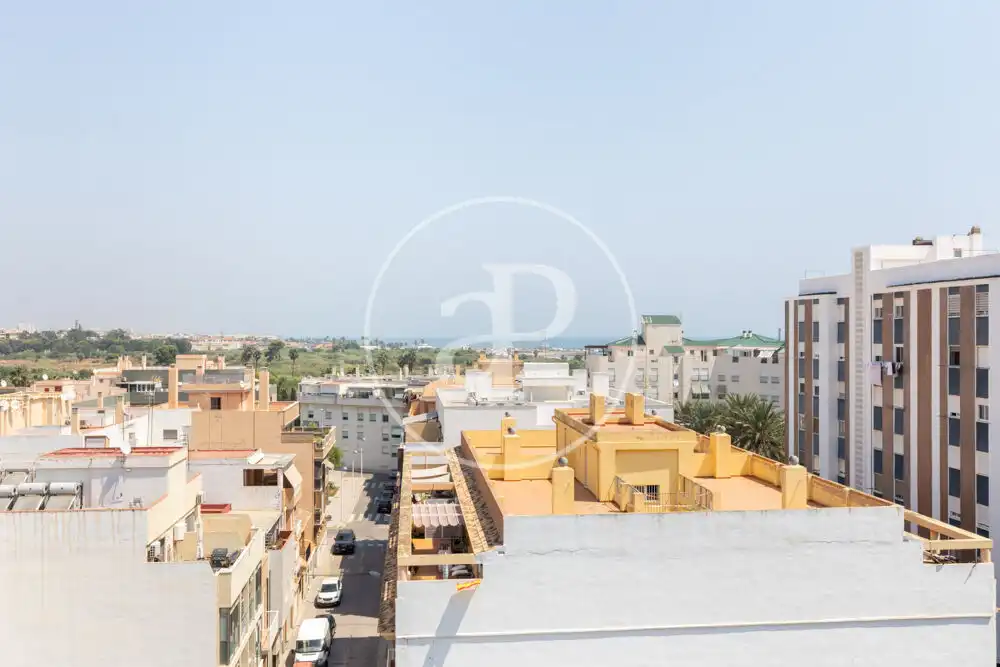 Außenansicht von Wohnung zur Miete in Sagunto / Sagunt mit Klimaanlage, Heizung und Terrasse