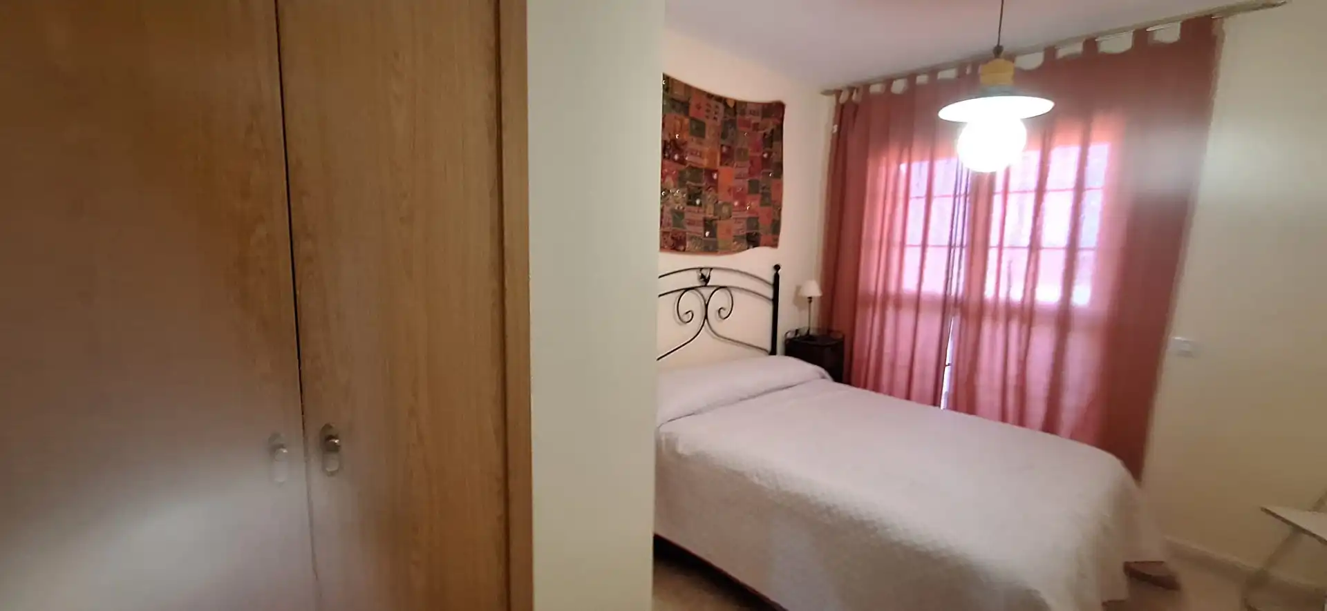 Habitación de Ático de alquiler en Badajoz con Aire acondicionado, Calefacción y Terraza