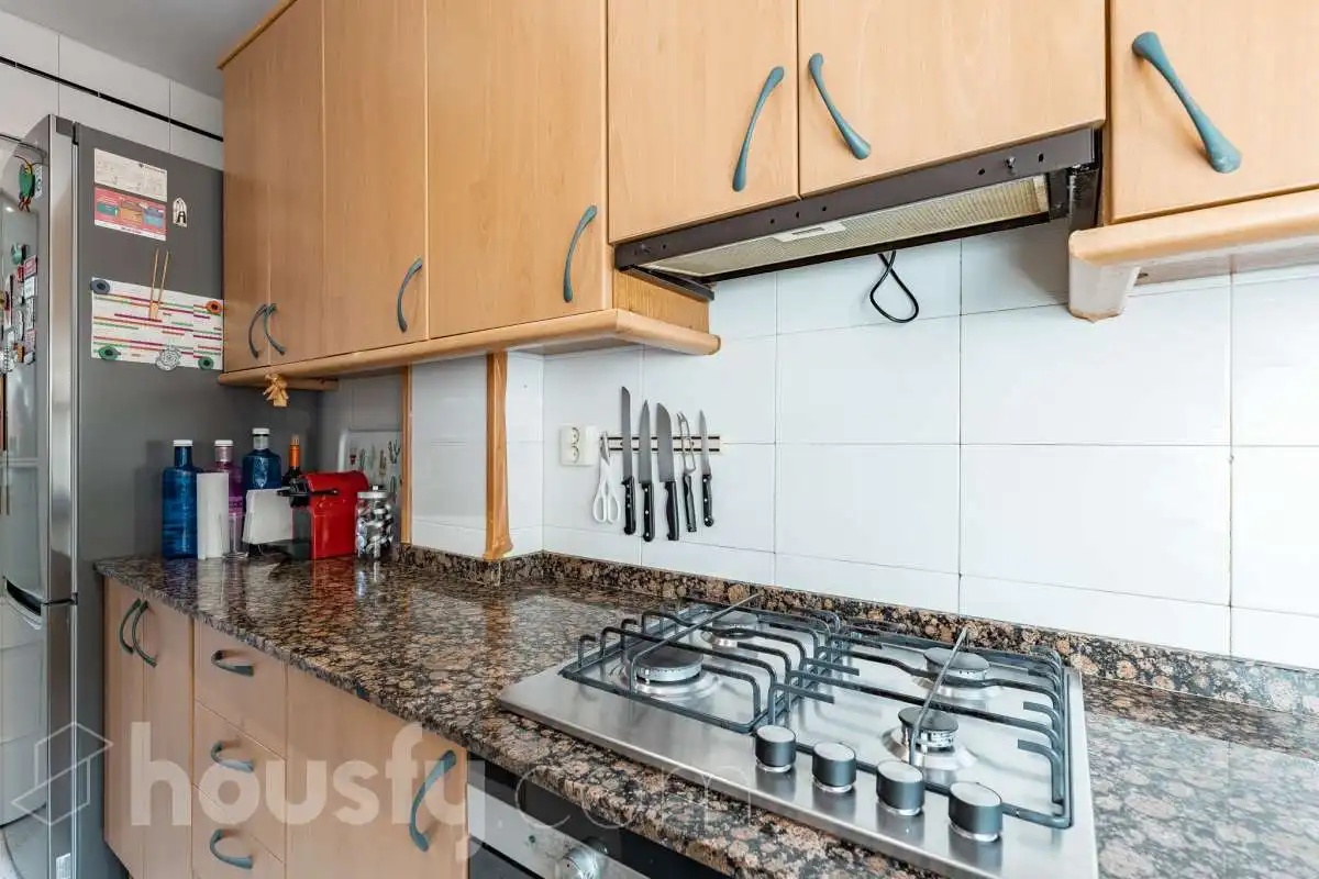 Piso en venta en CL BATISTA I ROCA, La Miranda - Can Candeler