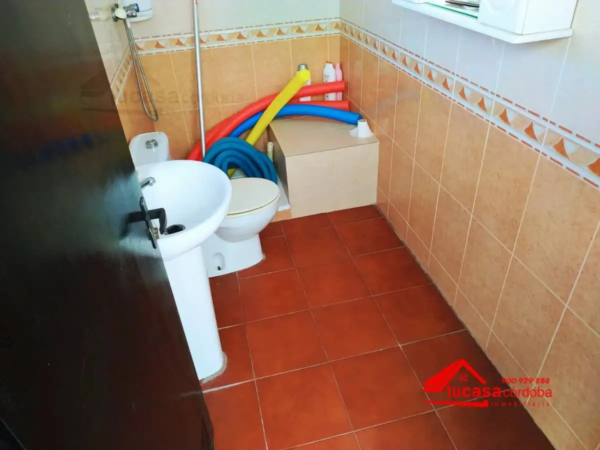 Bathroom of Country homes for sale in Córdoba  with Air Conditioner, Private garden and Storage room