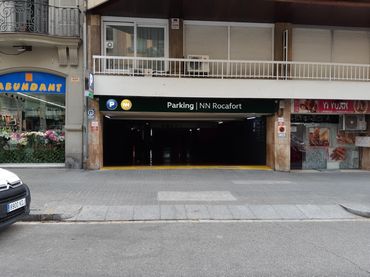 Individuale in affitto a CALLE ROCAFORT 64