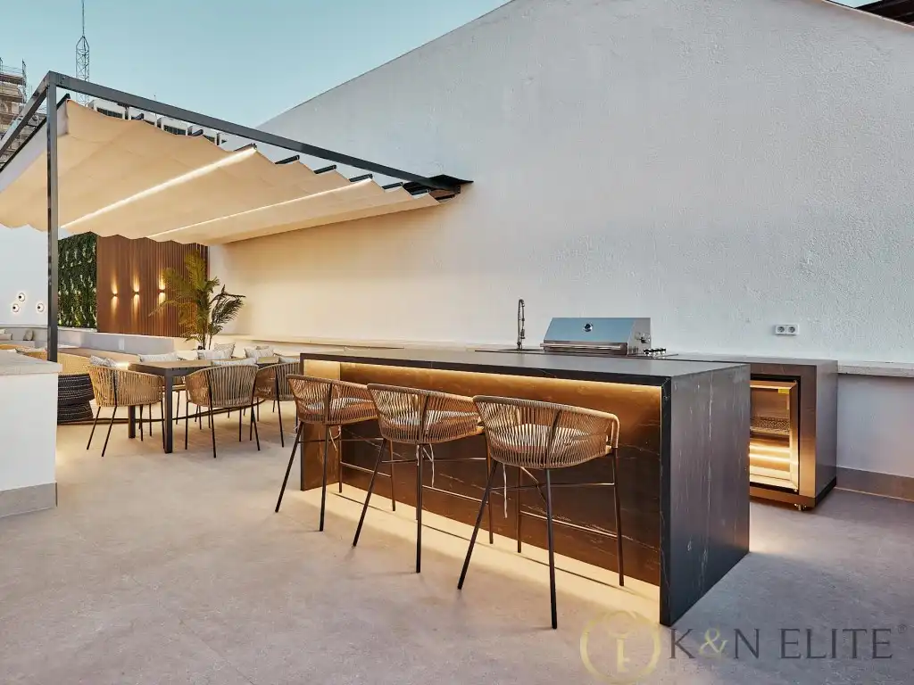 Terrace of Attic for sale in Madrid  with Air Conditioner, Terrace and Swimming Pool