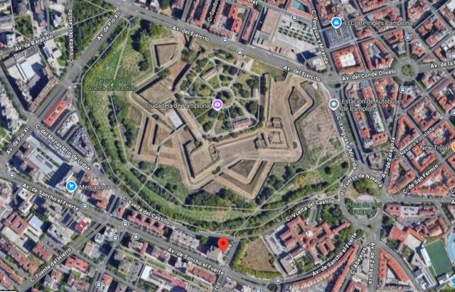 Piso en Venta en Pamplona-Iruña - VUELTA DEL CASTILLO, 3 en Iturrama
