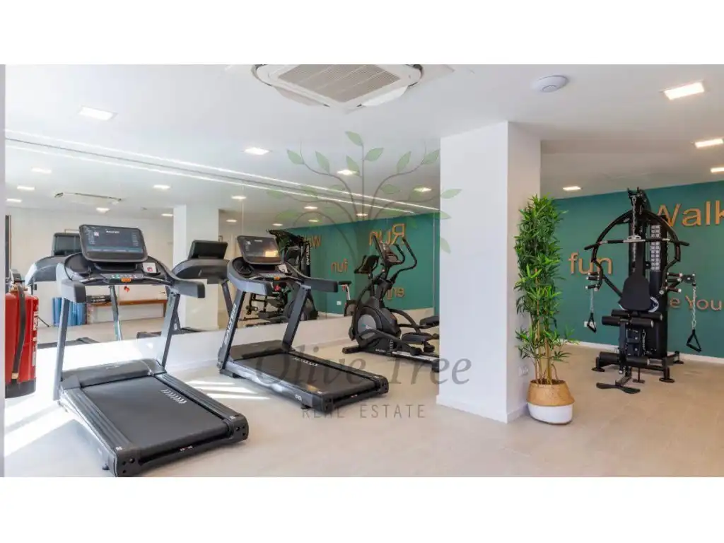 Apartamento con piscina en alquiler en Avenida Pedro Matutes Noguera, imagen 6