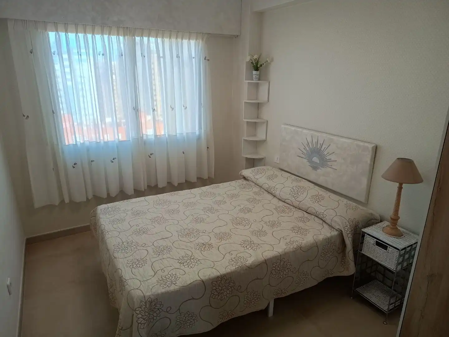 Bedroom of Flat for rent in Juzgados - Plaza de Toros