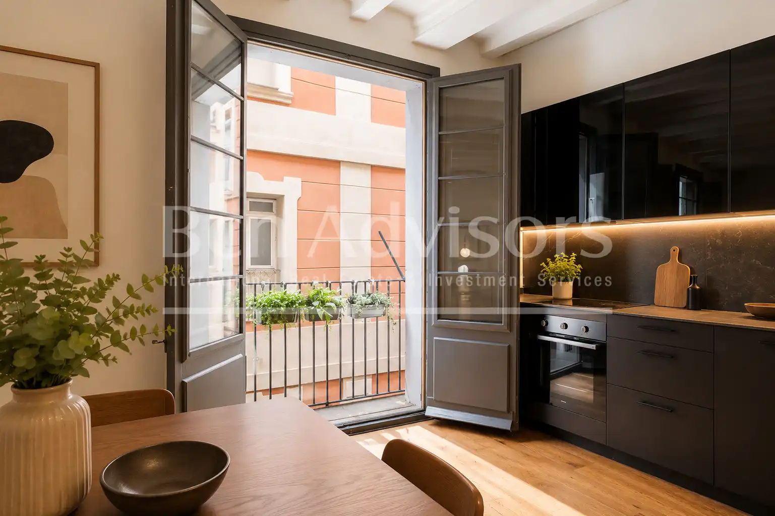 Piso con terraza en venta en Carrer dels Mirallers, imagen 9