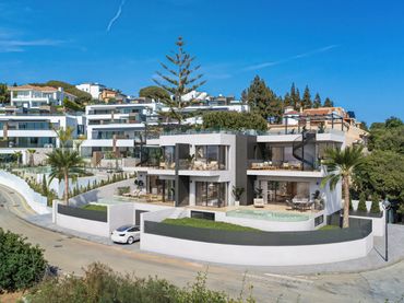 Casa amb balcó en venda a Elviria - Cabopino