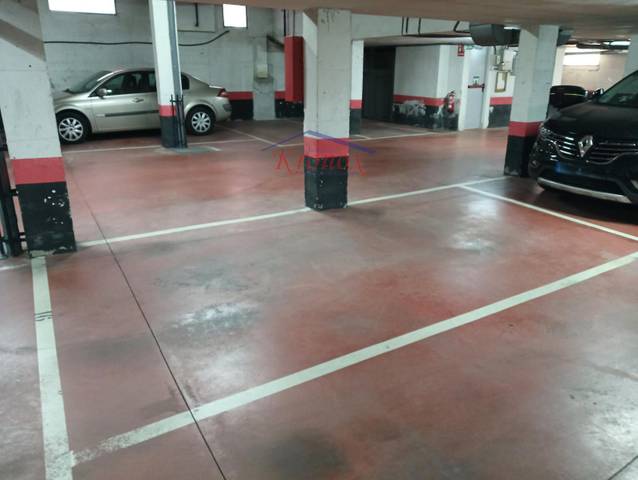 Garaje en Venta en Mata del Agua en Casco Histórico de Vallecas