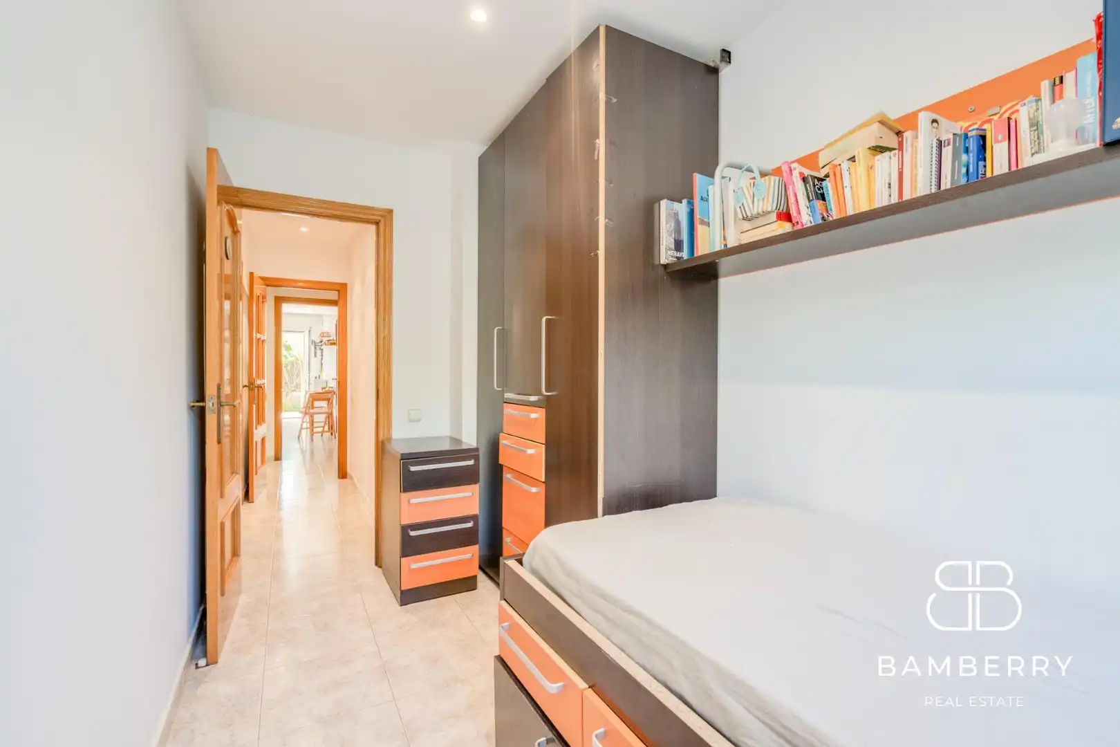 Habitación de Apartamento en venta en Sant Pol de Mar con Calefacción, Trastero y Piscina comunitaria