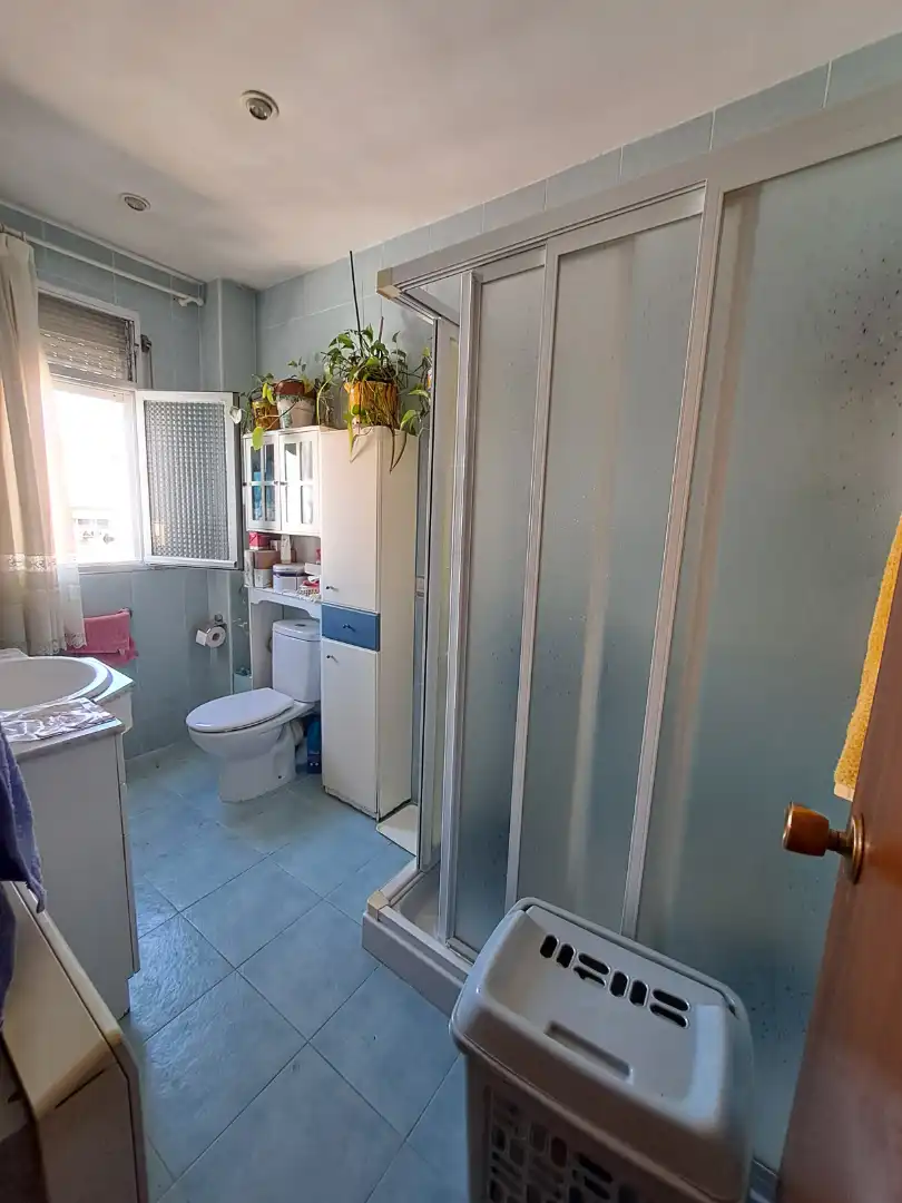 Piso en venta en Calle Sierra de la Loba, Palomeras Bajas