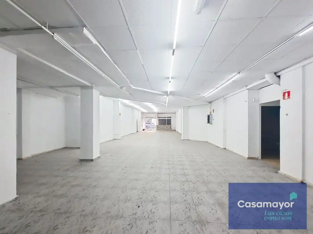 Local comercial de lloguer a Carrer Pintor Gisbert, imagen 6
