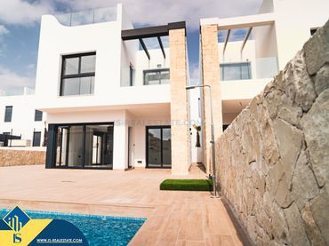 Apartamento con piscina en venta en Pilar de la Horadada ciudad