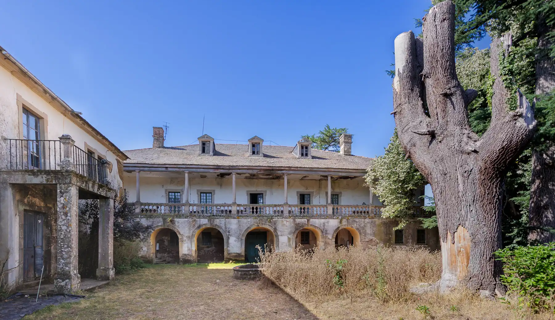 Exterior view of Country homes for sale in Bóveda  with Furnished