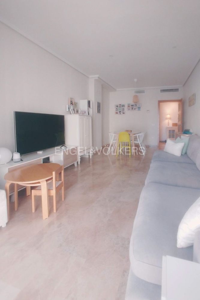 Sala d'estar de Apartament en venda en  Valencia Capital amb Aire condicionat, Calefacció i Moblat