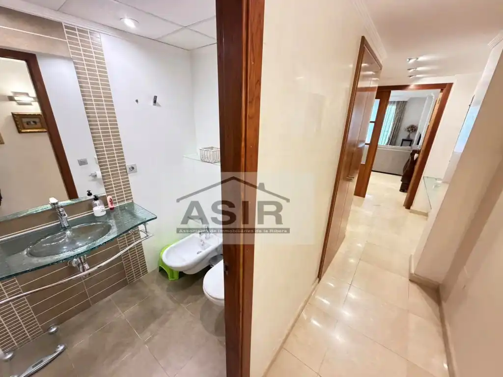 Baño de Piso de alquiler en Carcaixent con Aire acondicionado, Calefacción y Balcón