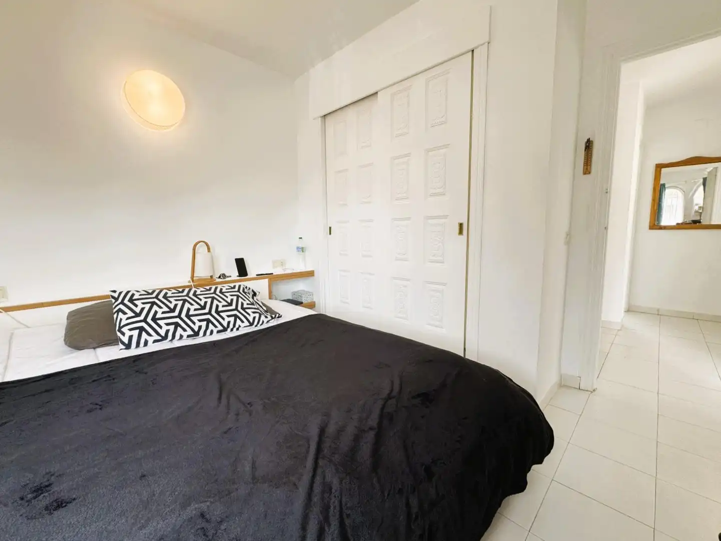 Schlafzimmer von Einfamilien-Reihenhaus zum Verkauf in Dénia mit Klimaanlage, Privatgarten und Terrasse