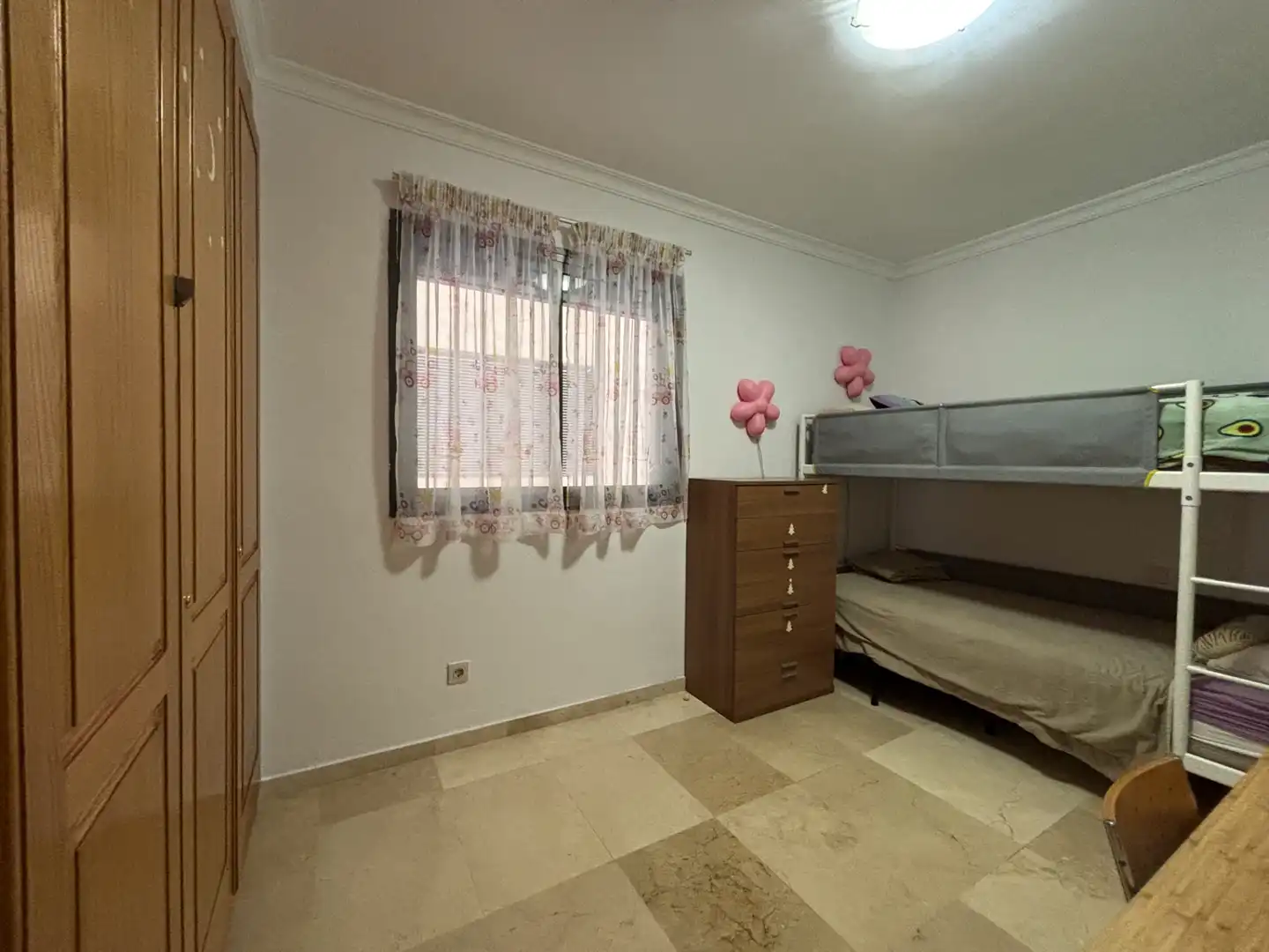 Habitación de Piso en venta en Las Palmas de Gran Canaria con Terraza y Piscina comunitaria