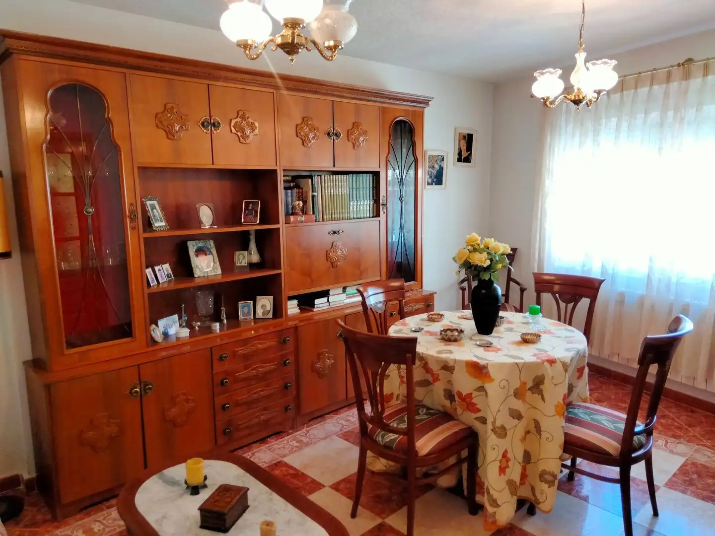 Comedor de Casa adosada en venta en Navacepedilla de Corneja con Calefacción y Trastero