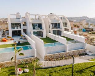 Single-family semi-detached for sale in Formentera del Segura