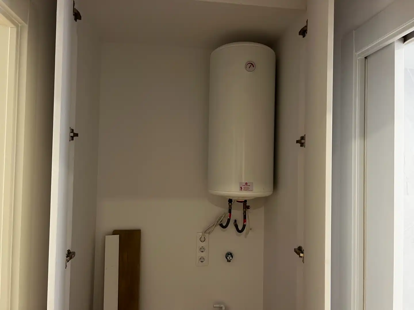 Bathroom of Ground floor for sale in Badalona  with Parquet flooring, Oven and Alarm