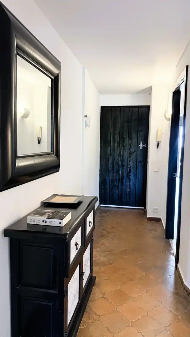 Flat for sale in Marbella  with Air Conditioner and Terrace