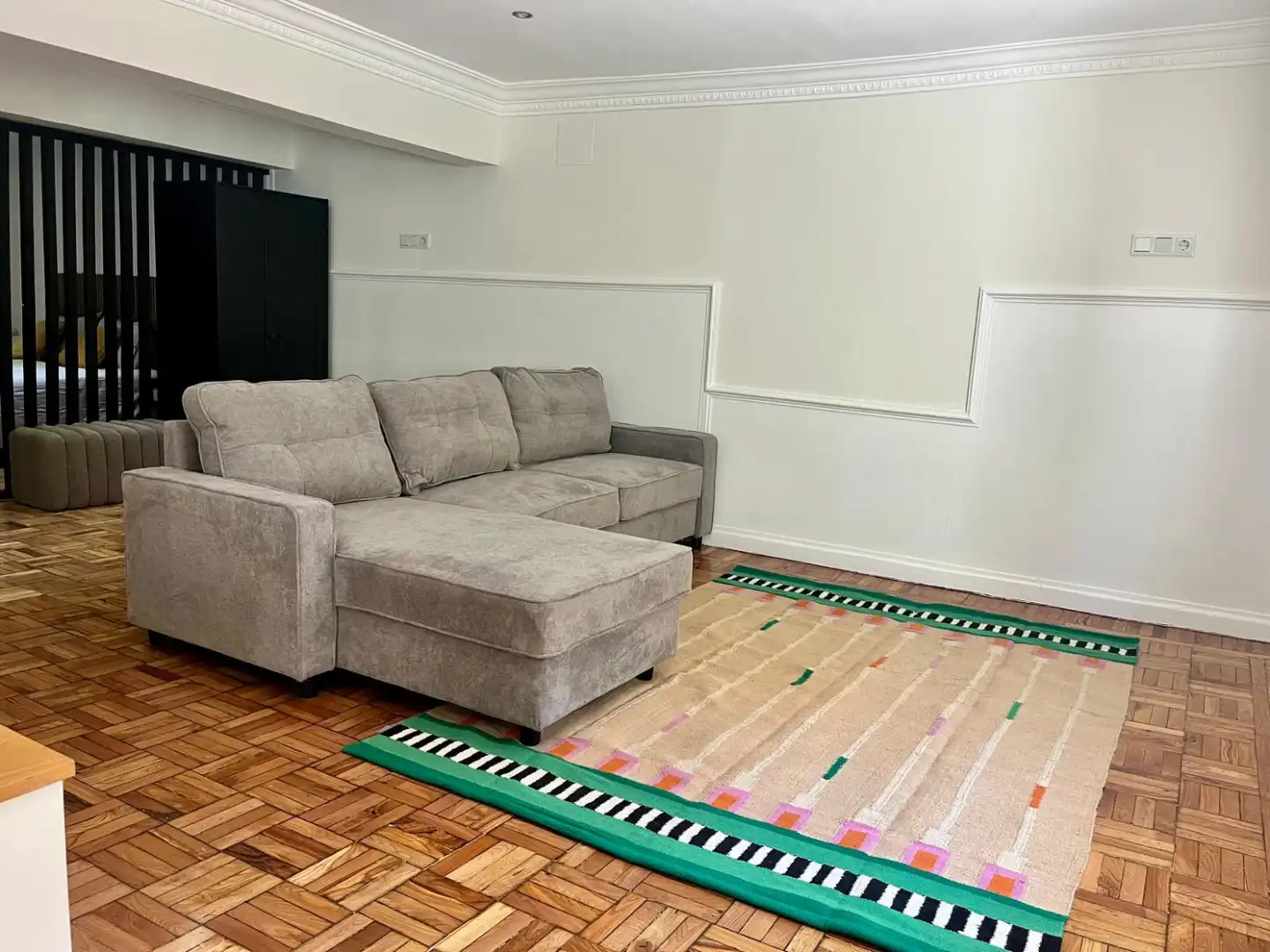 Living room of Flat for rent in Gijón   with Heating and Parquet flooring