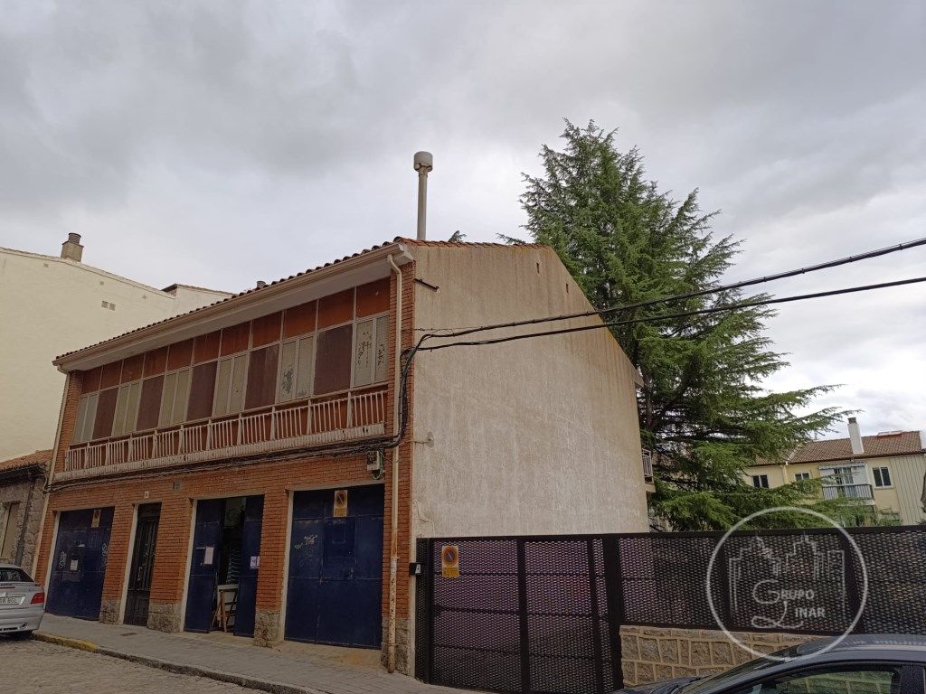 Exterior view of House or chalet for sale in Ávila Capital  with Terrace