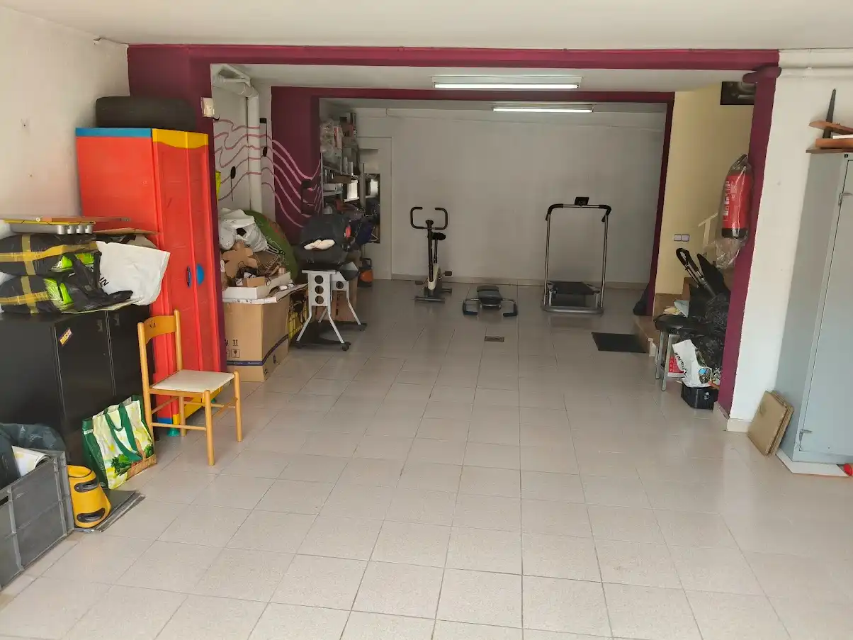 Houses for sale in Sils  with Air Conditioner, Heating and Private garden