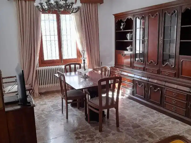 Menjador de Casa adosada de lloguer en Almagro amb Aire condicionat, Traster i Moblat