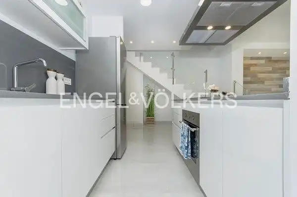Cocina de Casa o chalet en venta en Orihuela con Aire acondicionado, Calefacción y Jardín privado