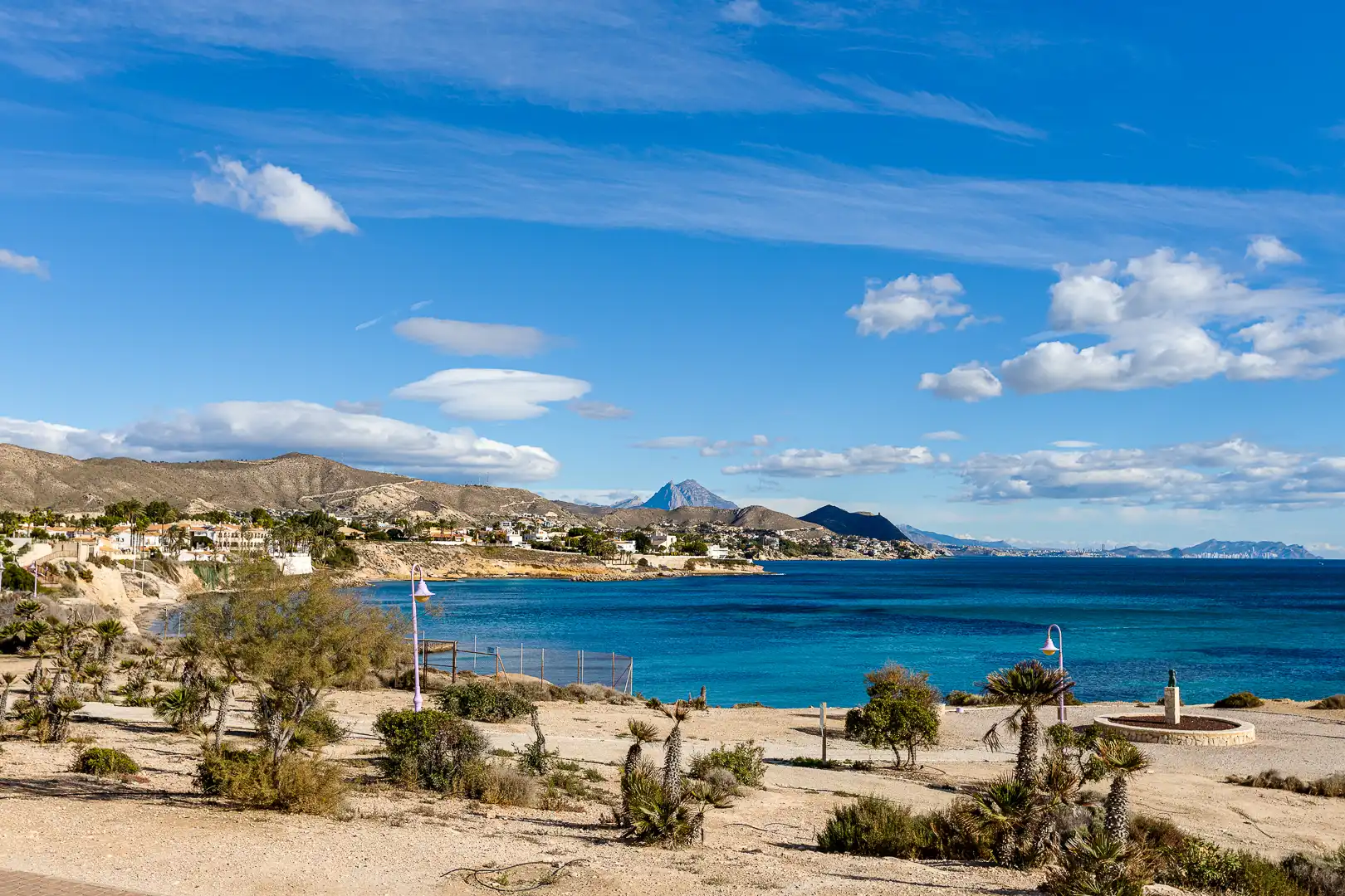 Vista exterior de Piso en venta en El Campello con Aire acondicionado, Terraza y Trastero