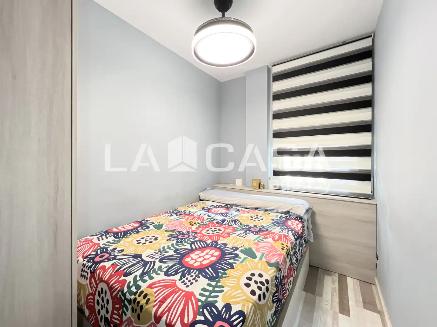 Habitación de Piso en venta en Badalona con Terraza y Balcón
