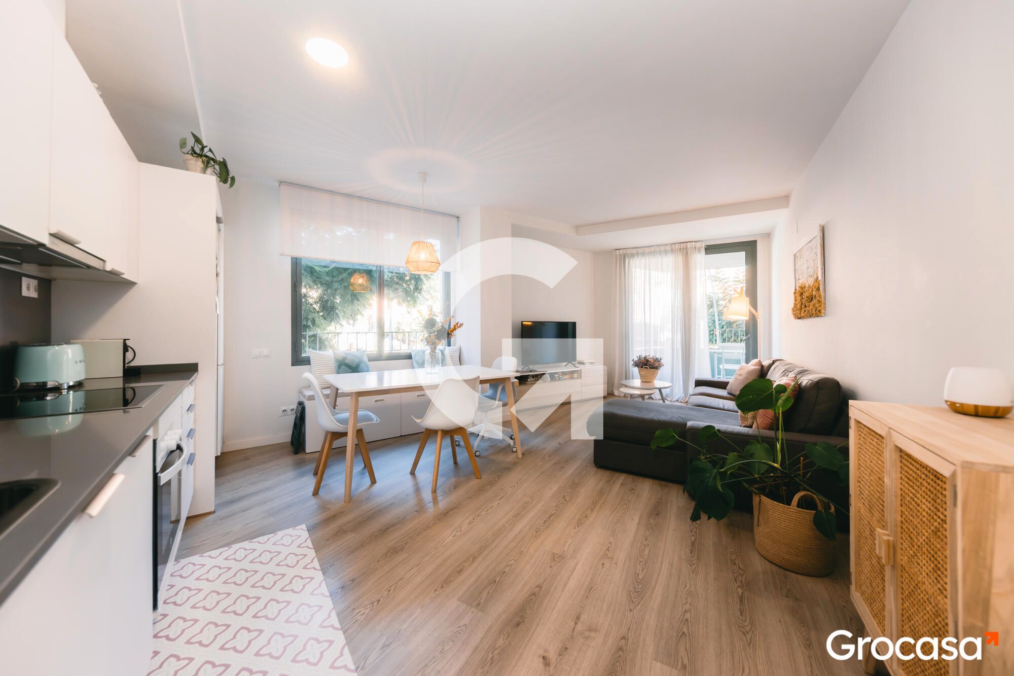 Exterior view of Flat for sale in  Barcelona Capital  with Air Conditioner, Heating and Oven