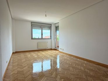 Wohnung mit Aufzug zur Miete in INFANTE DON LUIS (DEL)