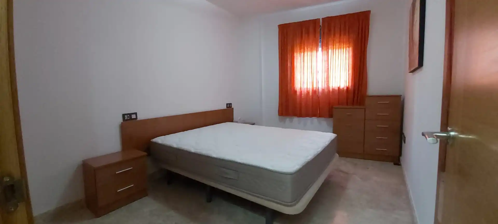 Bedroom of Apartments for sale in Algeciras  with Storage room, Furnished and Oven