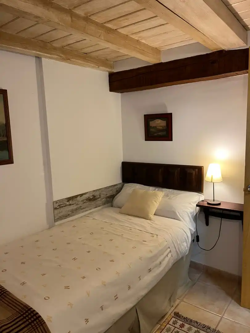 Schlafzimmer von Country house zum Verkauf in Candelario mit Heizung, Terrasse und Möbliert