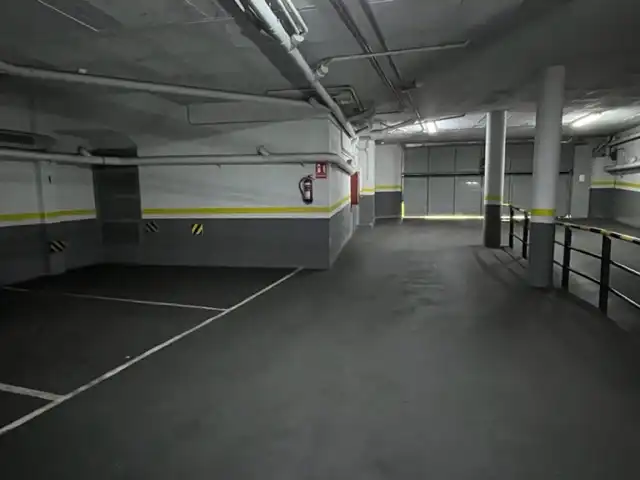 Einzelparkplatz zur Miete in Carrer de Turull 27, imagen 8