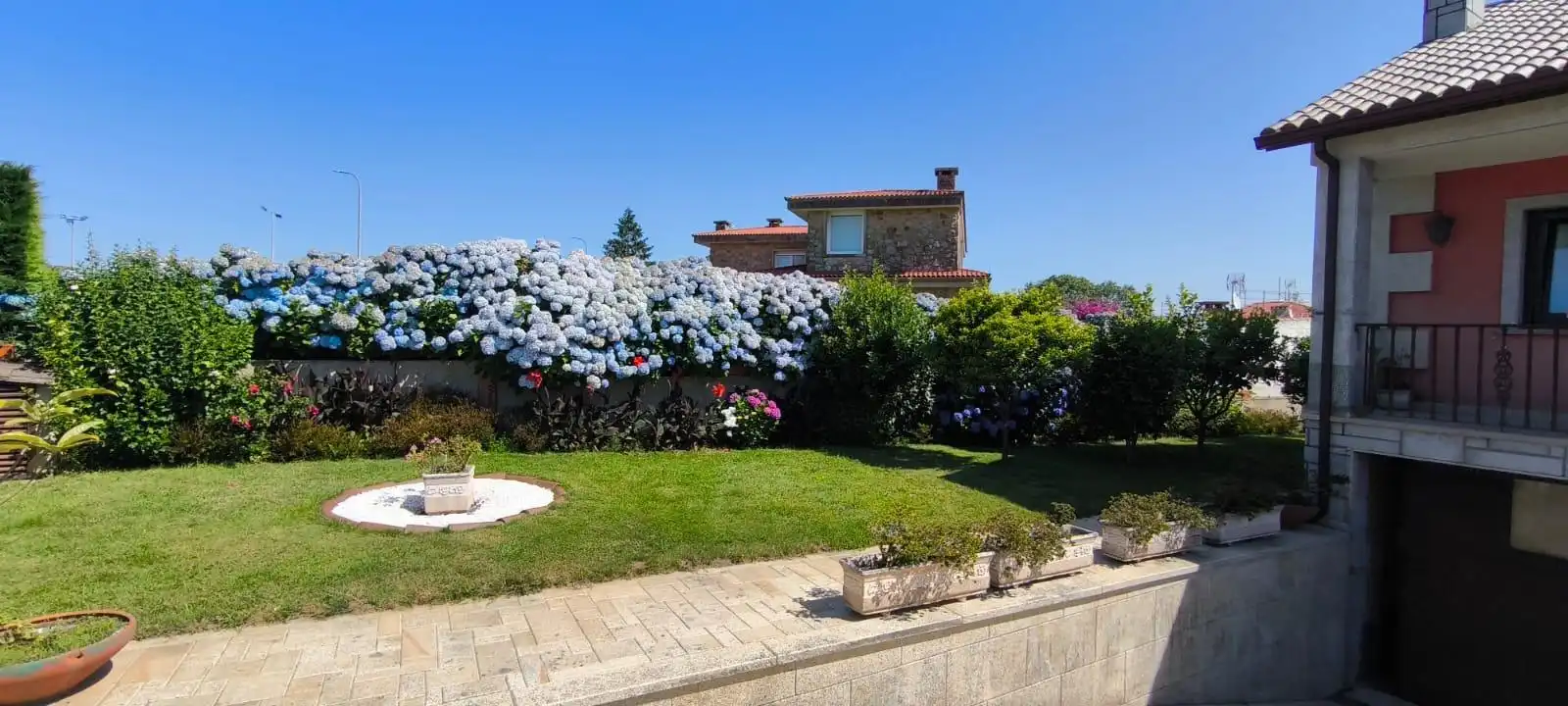 Garden of Houses for sale in Vilagarcía de Arousa  with Terrace, Storage room and Furnished