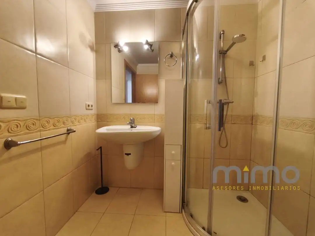 Baño de Piso en venta en Errenteria con Calefacción, Trastero y Balcón