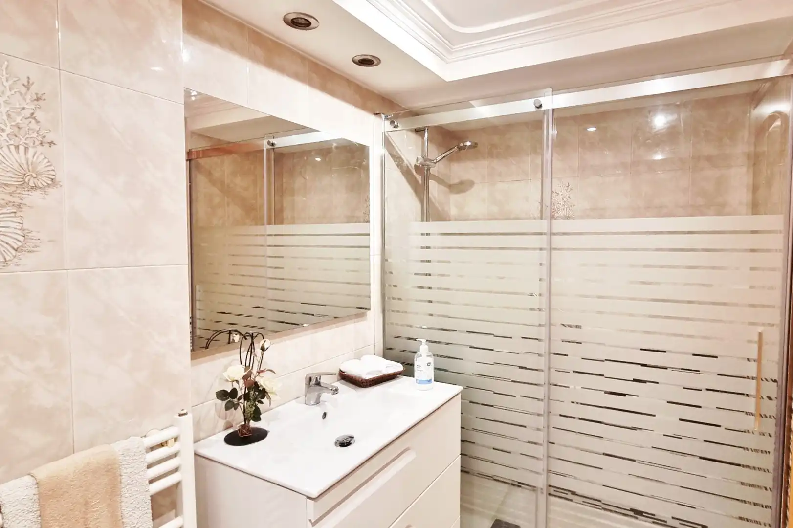 Baño de Piso en venta en Errenteria con Calefacción, Trastero y Amueblado