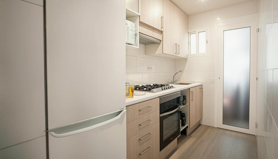 Foto 1 de Pis en venda a Passatge de Tàrrega, El Bon Pastor, Barcelona