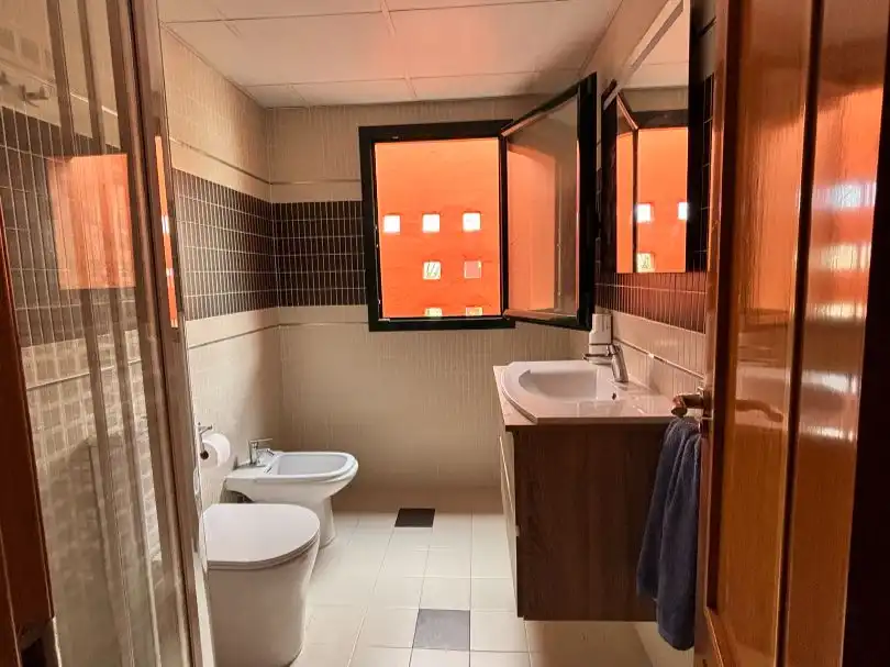 Bathroom of Attic for sale in Vélez-Málaga  with Air Conditioner, Terrace and Balcony