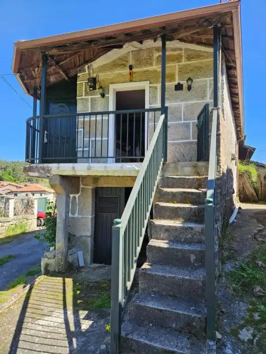 Houses for sale in Aldea Naves, 38, Ventiun