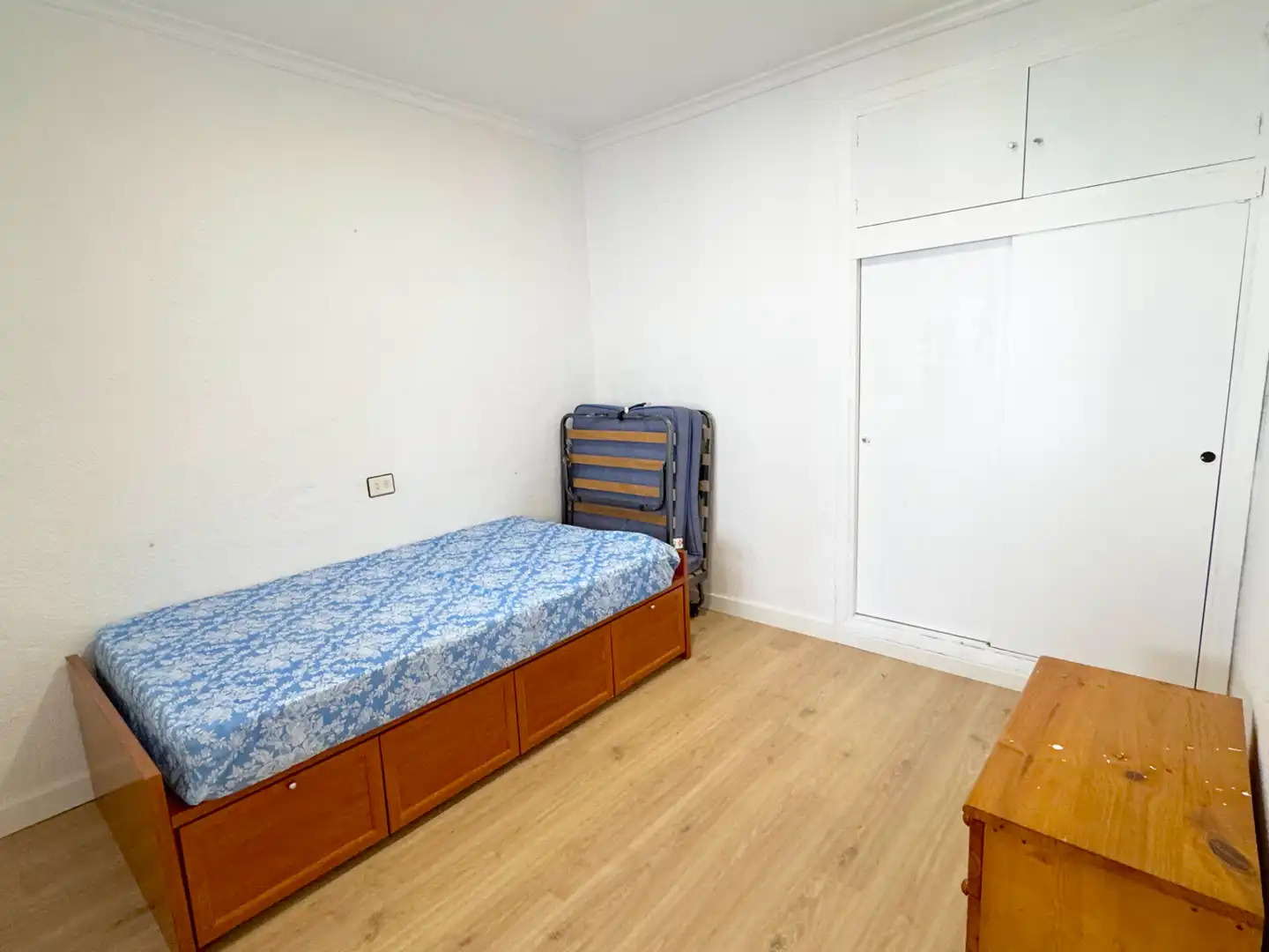 Habitación de Piso en venta en San Pedro del Pinatar con Parquet, Amueblado y Lavadora