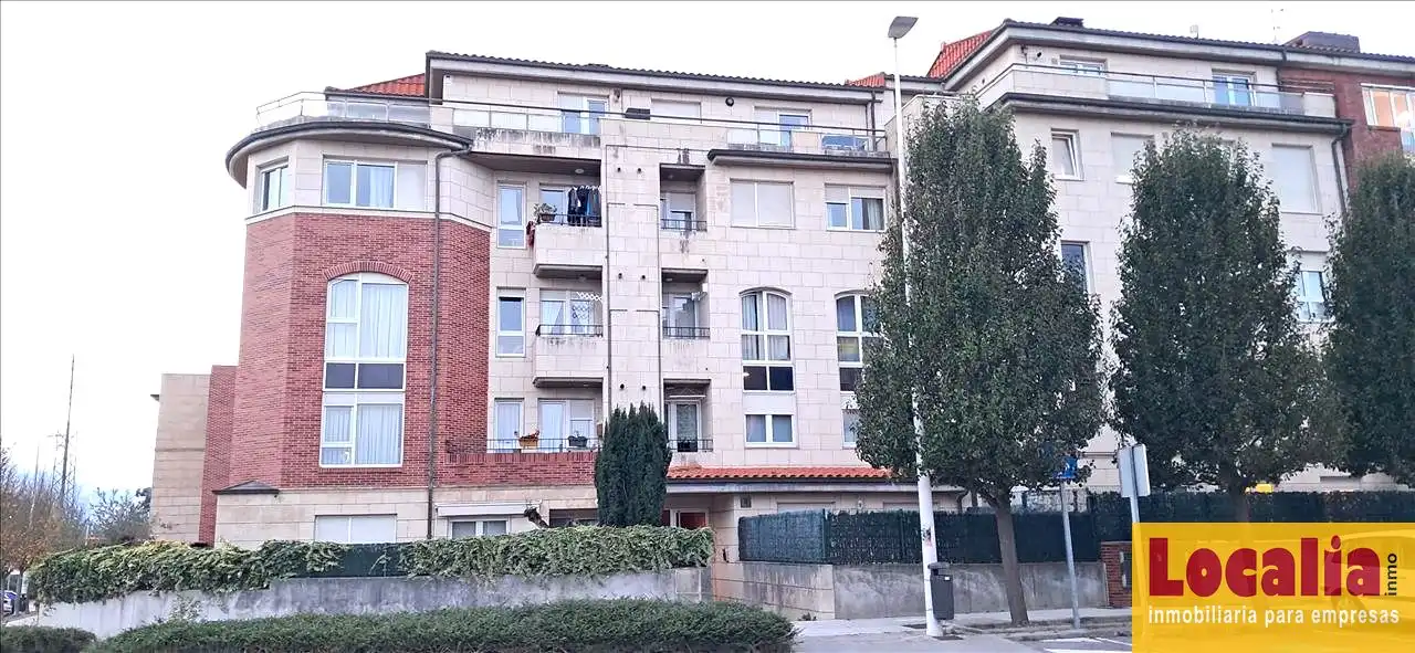 Vista exterior de Piso en venta en Santa Cruz de Bezana