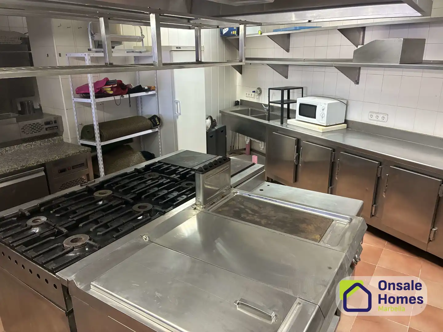 Cocina de Local en venta en Mijas con Terraza