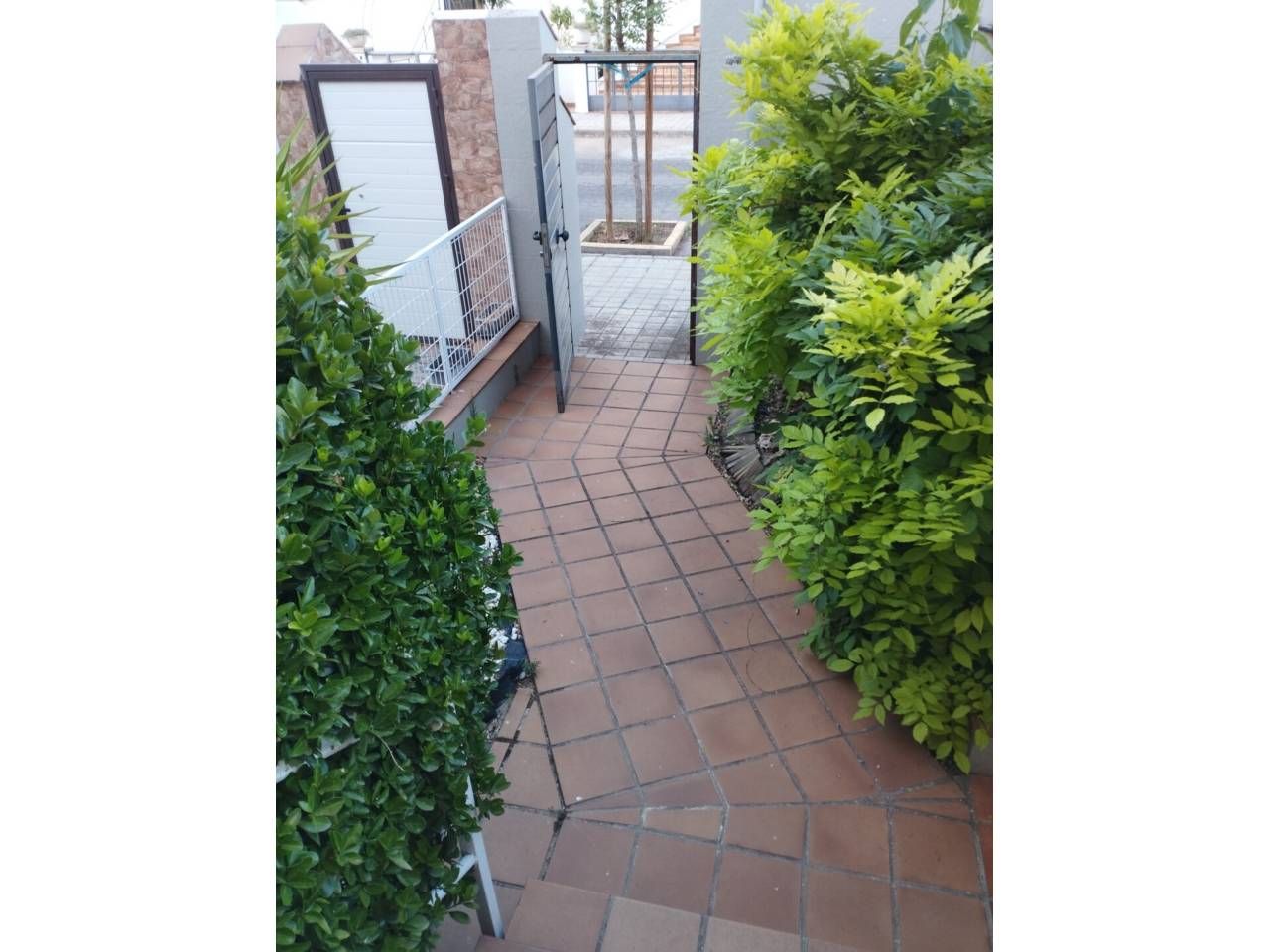 Terraza de Casa adosada en venta en Ciudad Real Capital con Aire acondicionado, Calefacción y Jardín privado