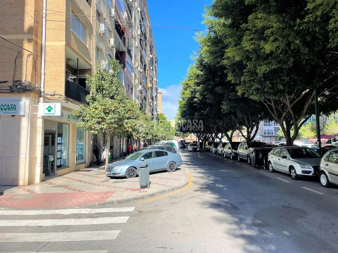 Vista exterior de Local en venda en Málaga