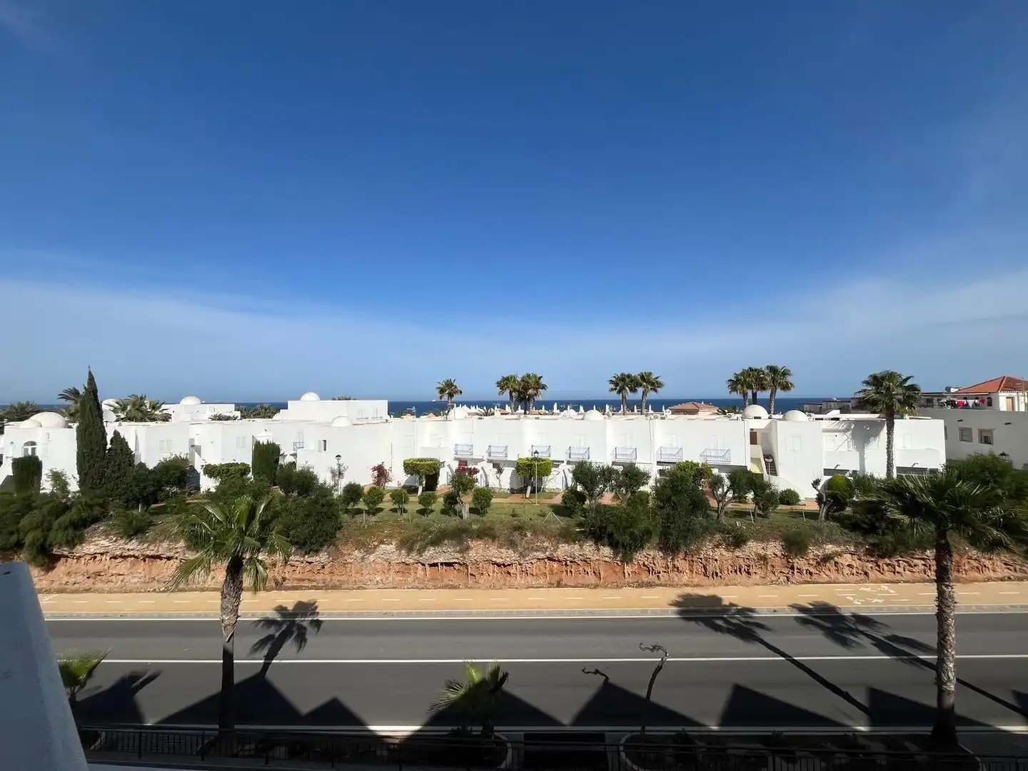 Vista exterior de Ático en venta en Garrucha con Aire acondicionado, Terraza y Piscina