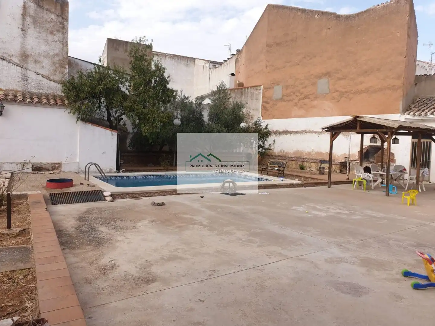 Piscina de Casa o chalet en venta en Motilla del Palancar con Jardín privado, Piscina y Amueblado